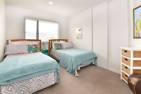 Photo of property in 127 Alec Craig Way, Gulf Harbour, Whangaparaoa, 0930