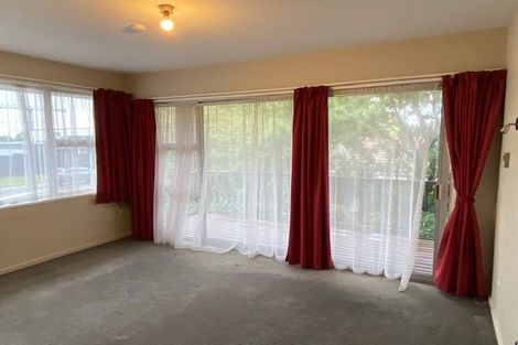 Photo of property in 360 Yaldhurst Road, Russley, Christchurch, 8042