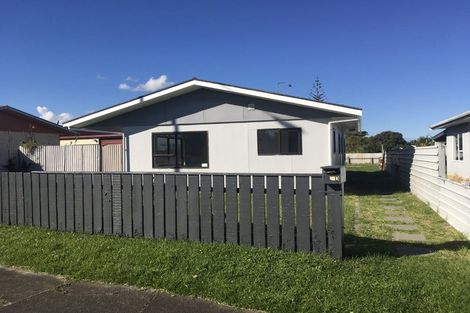 Photo of property in 18d Mosston Road, Castlecliff, Whanganui, 4501