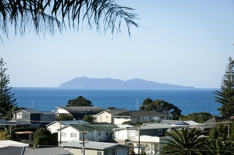 Photo of property in 65 Beach Road, Waihi Beach, 3611