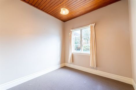 Photo of property in 24 Roslyn Terrace, West End, Timaru, 7910