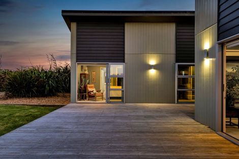 Photo of property in 265 Tai Road, Opunake, 4681