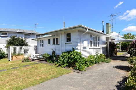 Photo of property in 68 Lewis Street, Glenview, Hamilton, 3206