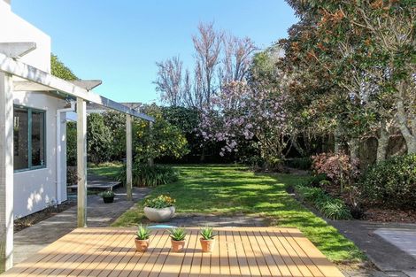 Photo of property in 28a Karina Road, Merrilands, New Plymouth, 4312