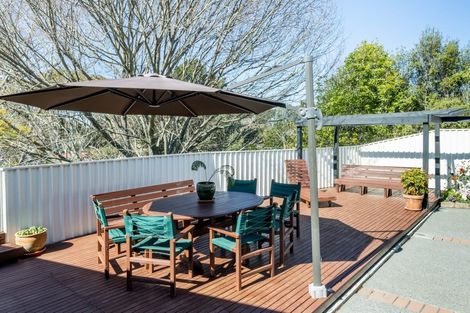 Photo of property in 90 Simla Avenue, Havelock North, 4130