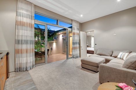 Photo of property in 32 Rue D' Amarres, Gulf Harbour, Whangaparaoa, 0930