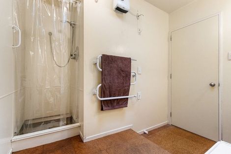 Photo of property in 2/8 Witbrock Crescent, Burnside, Christchurch, 8053