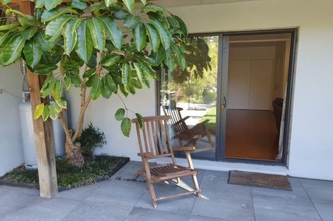 Photo of property in 22 Learmonth Avenue, Birkenhead, Auckland, 0626