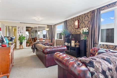 Photo of property in 13 Pounamu Place, Pegasus, 7612