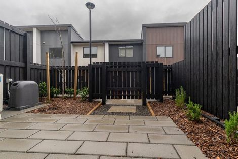 Photo of property in 12/476 West Coast Road, Glen Eden, Auckland, 0602