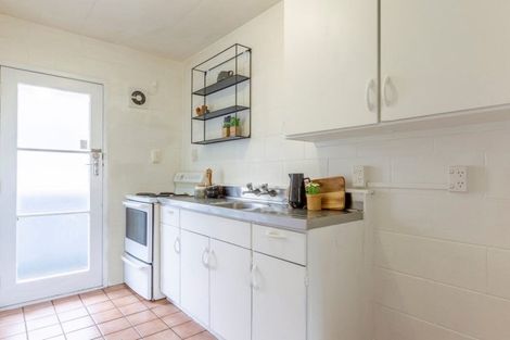 Photo of property in 4/6 Opoia Road, Hamilton East, Hamilton, 3216