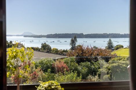 Photo of property in 17 Farnell Court, Omokoroa, 3114