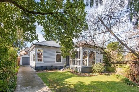 Photo of property in 94 Windermere Road, Papanui, Christchurch, 8053