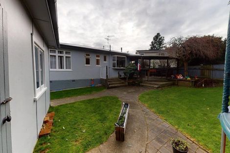 Photo of property in 162 Weraroa Road, Levin, 5510