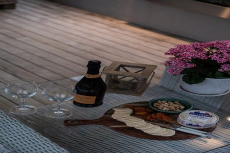 Photo of property in 52 Papaunahi Road, Bowentown, Waihi Beach, 3177