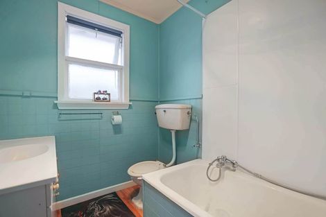 Photo of property in 74 Grove Street, Tinwald, Ashburton, 7700