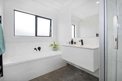 Photo of property in 98 Wairau Drive, Tikipunga, Whangarei, 0112