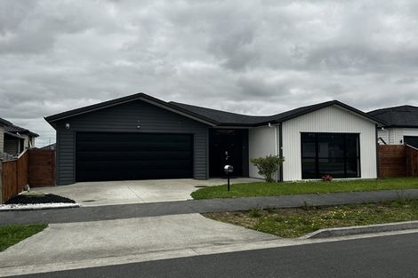 Photo of property in 26 Koroheke Road, Takanini, 2110