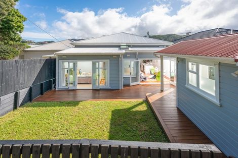 Photo of property in 87 Tiber Street, Island Bay, Wellington, 6023