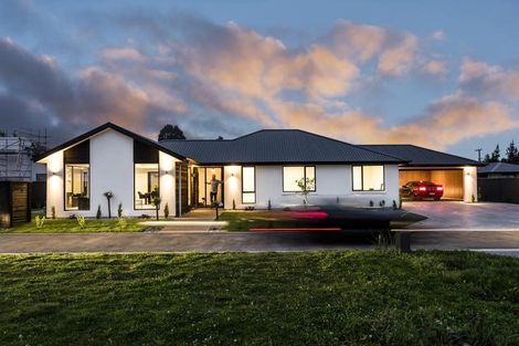 Photo of property in 12 Mellay Mews, Mosgiel, 9024