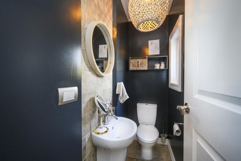 Photo of property in 6 Carlton Avenue, Palmerston North, 4414