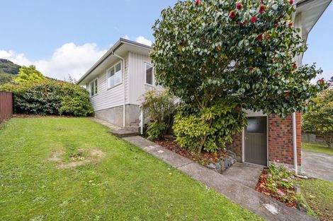 Photo of property in 162 California Drive, Totara Park, Upper Hutt, 5018