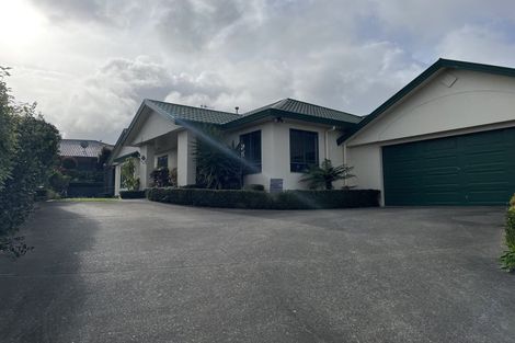 Photo of property in 19 Logan Way, Kelvin Grove, Palmerston North, 4414