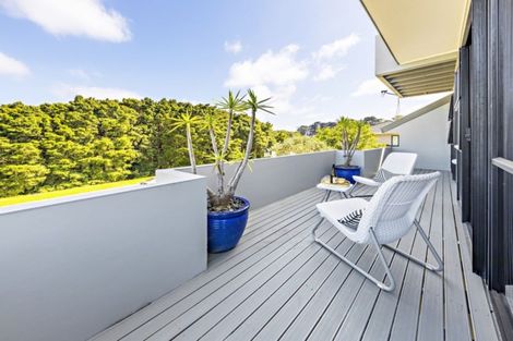 Photo of property in 40 Glamorgan Drive, Torbay, Auckland, 0630