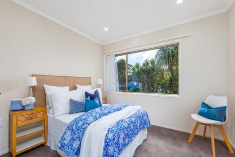 Photo of property in 3 Serrita Avenue, Sunnyhills, Auckland, 2010