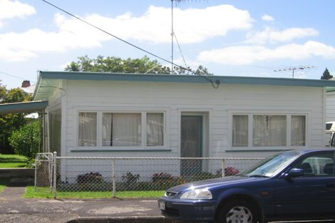 Photo of property in 30 Church Street, Devonport, Auckland, 0624