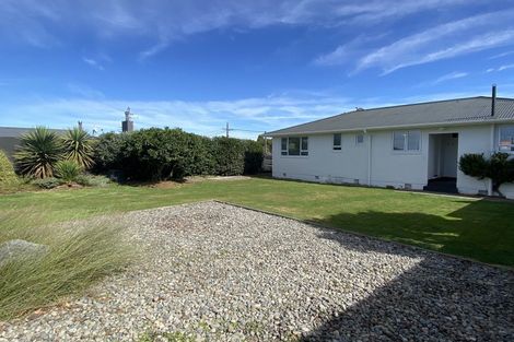 Photo of property in 8 Barrett Place, Carterton, 5713