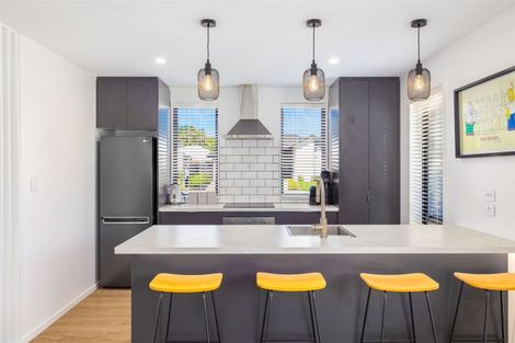 Photo of property in 13 Bellows Close, Halswell, Christchurch, 8025