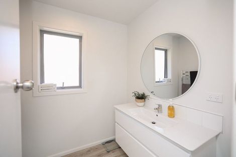 Photo of property in 80 Pacific Road, North New Brighton, Christchurch, 8083