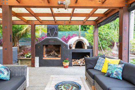 Photo of property in 56 Old Waipu Road, Mangawhai, 0505