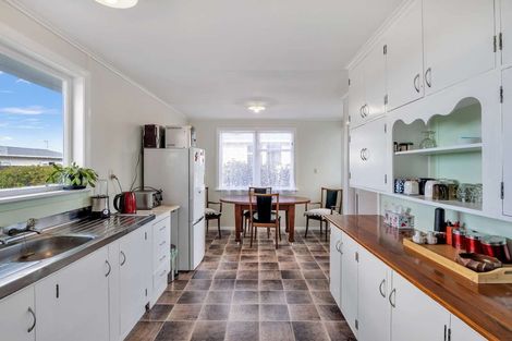 Photo of property in 129 Puriri Street, Castlecliff, Whanganui, 4501