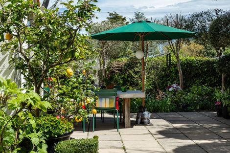 Photo of property in 15 Muritai Crescent, Havelock North, 4130