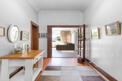 Photo of property in 24 Sandringham Street, Saint Clair, Dunedin, 9012