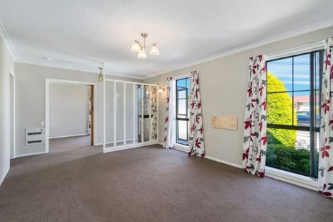 Photo of property in 1/220 Waimairi Road, Ilam, Christchurch, 8041