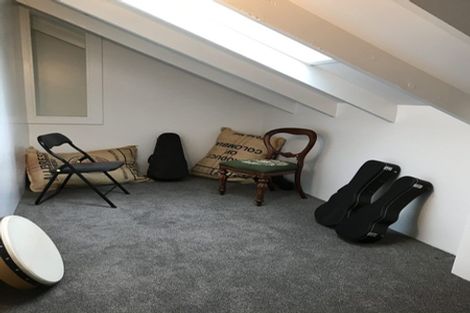 Photo of property in 69 Lipscombe Crescent, Havelock North, 4130