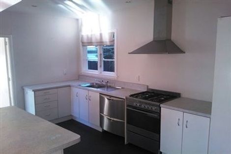 Photo of property in 1/114 Idris Road, Bryndwr, Christchurch, 8052