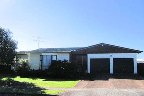 Photo of property in 9 Lorelei Place, Opaheke, Papakura, 2113