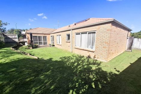 Photo of property in 21 Meridian Court, Oteha, Auckland, 0632