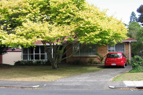 Photo of property in 9 Taupo Street, Green Bay, Auckland, 0604