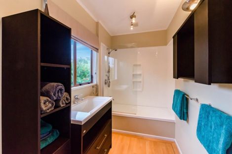 Photo of property in 7 Waikare Road, Raumati Beach, Paraparaumu, 5032