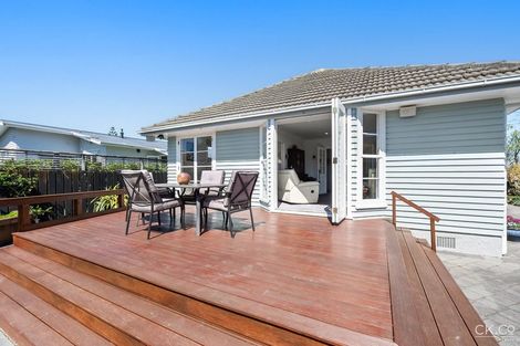 Photo of property in 9 Derwent Lee Grove, Epuni, Lower Hutt, 5011