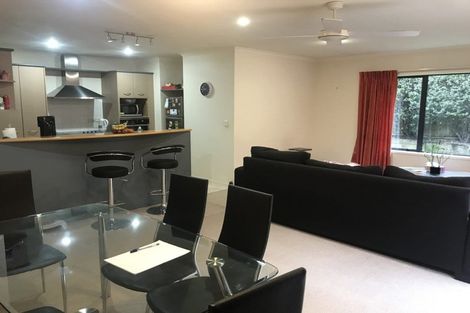 Photo of property in 13 Kristin Lane, Albany, Auckland, 0632