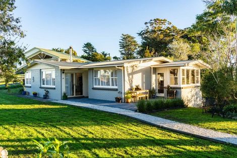 Photo of property in 84 Devich Road, Mangawhai, Wellsford, 0975