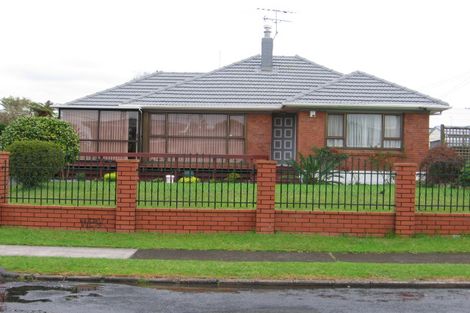 Photo of property in 5 Swan Crescent, Pakuranga, Auckland, 2010