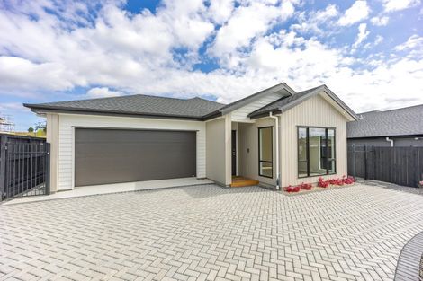 Photo of property in 4 Macgregor Lane, Wainui, 0992