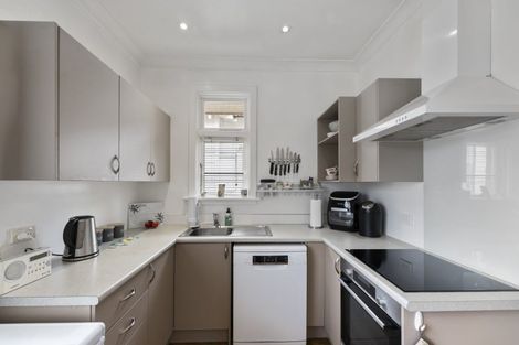 Photo of property in 25 Riselaw Road, Calton Hill, Dunedin, 9012